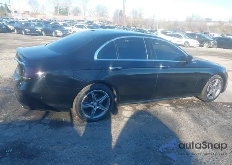 2017 Mercedes-Benz E 300 4Matic из США, поврежденный, VIN WDDZF4KB8HA057215